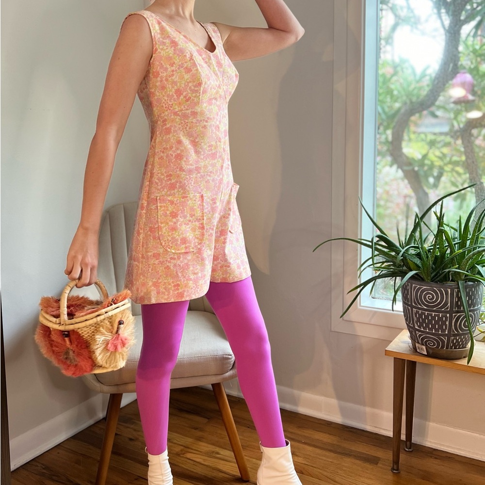 Vintage Pink Romper, Midcentury Women’s Floral Playsuit - Picture 6 of 10